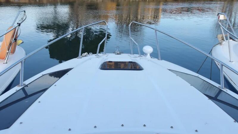 FOUR WINNS 255